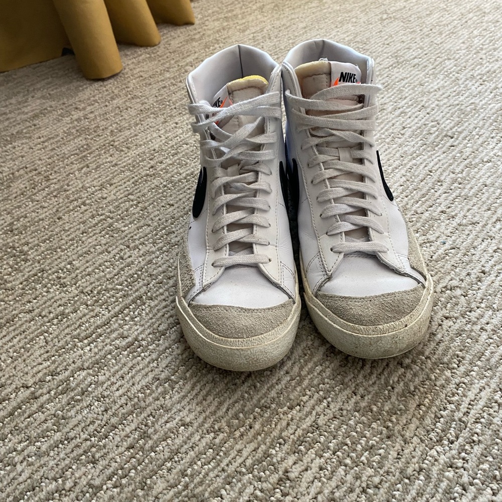 Nike White and Black High-Top Sneakers - Picture 2 of 4
